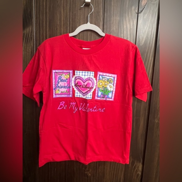 Vintage Valentine’s Day Tee-NWT-Size:Large-Basic Edition - Picture 1 of 10